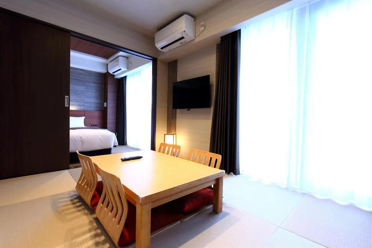 Luxcare Hotel Osaka Giappone